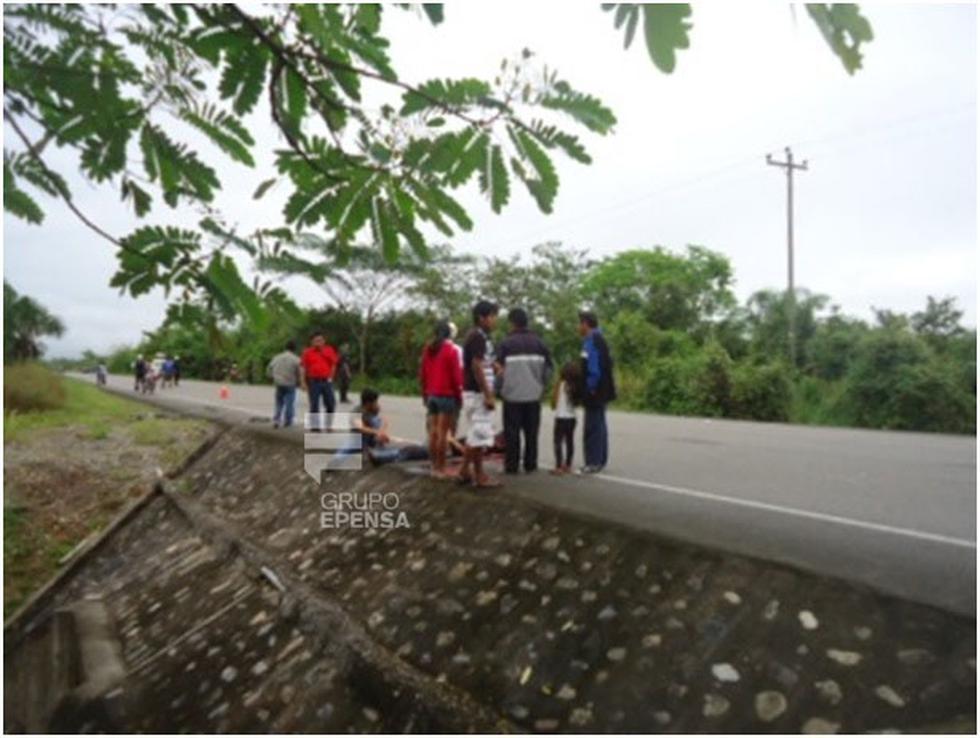 Colisión de auto y moto deja dos muertos en Aucayacu