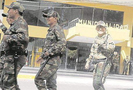 Cinco mil policías patrullarán calles