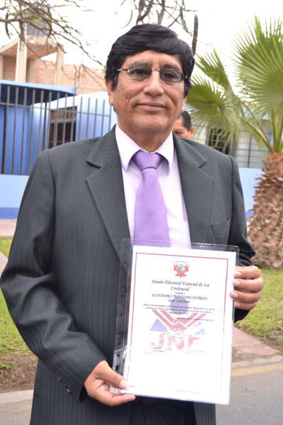 JEE Ica entrega credenciales a las nuevas autoridades electas de Ica, Palpa y Nasca