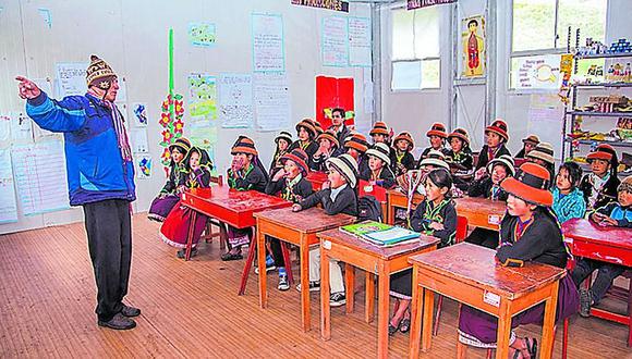 Más de 15 mil estudiantes reciben enseñanza en quechua