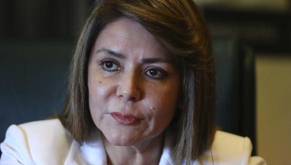 Martín Vizcarra remueve a la ministra de Salud en medio de crisis por pandemia