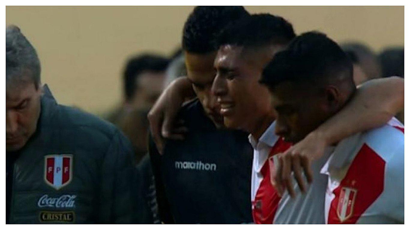 ​Selección peruana: Paolo Hurtado y su llanto desconsolado tras lesionarse (VIDEO)