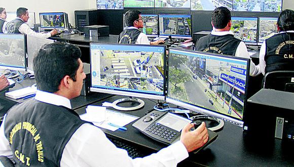 OCI advierte irregularidades en compra de videocámaras