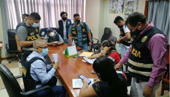 El alcalde provincial de Atalaya, en Ucayali, Adelmo Guerrero, fue detenido junto a tres funcionarios de la comuna. (Foto: PNP)