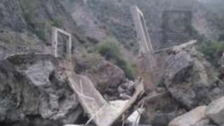 Puente colapsa debido a lluvias y deja incomunicados a pobladores de Chilcayoc en Ayacucho