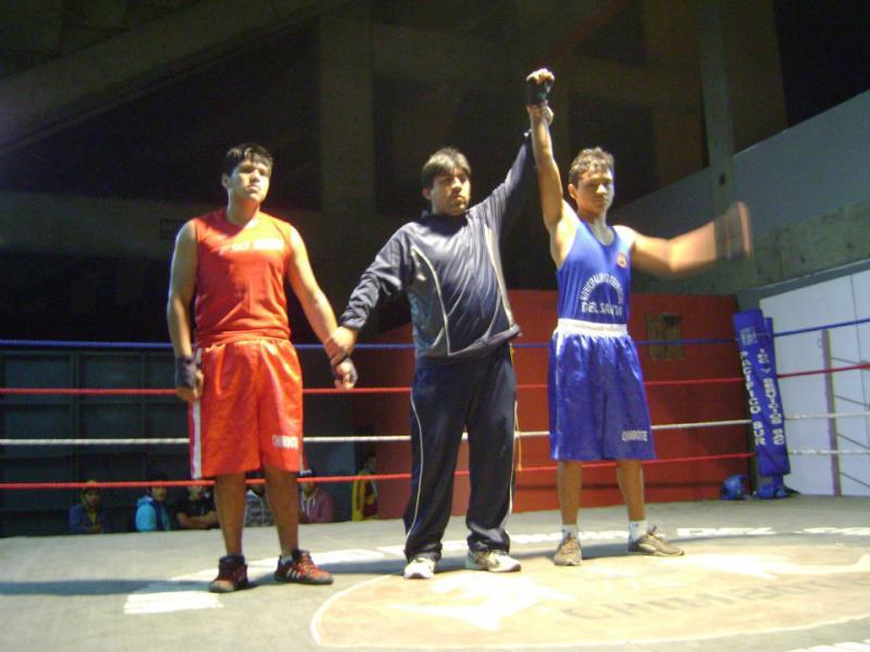Escuela provincial gana Campeonato de Boxeo Intercubles Novicios
