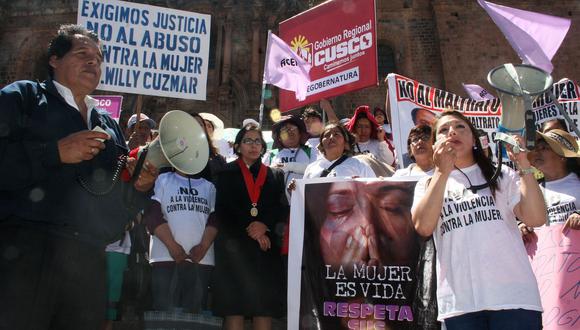 Cusco: mujeres marchan para frenar violencia de género (Vídeo)