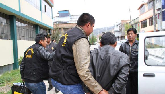 Dos policías fueron internados en el penal de Potracancha, Huánuco, en tanto uno está prófugo de la justicia, por pedir S/ 8 mil de coima a un investigado por violación./ Foto: Correo