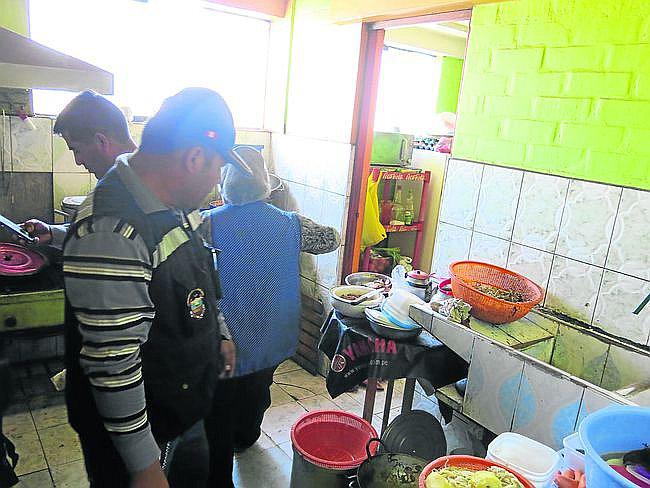 Dos restaurantes clausurados por insalubres en Hunter
