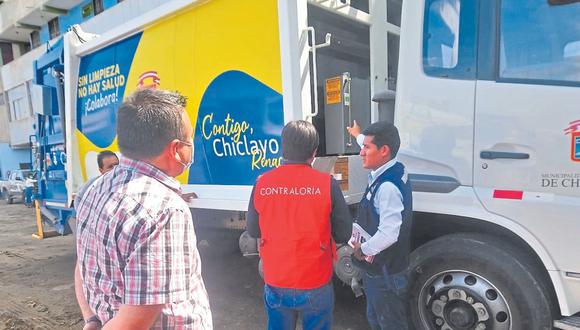 Inspectores acudieron a local de la Municipalidad Provincial de Chiclayo para revisar 4 vehículos tras denunciarse problemas técnicos.