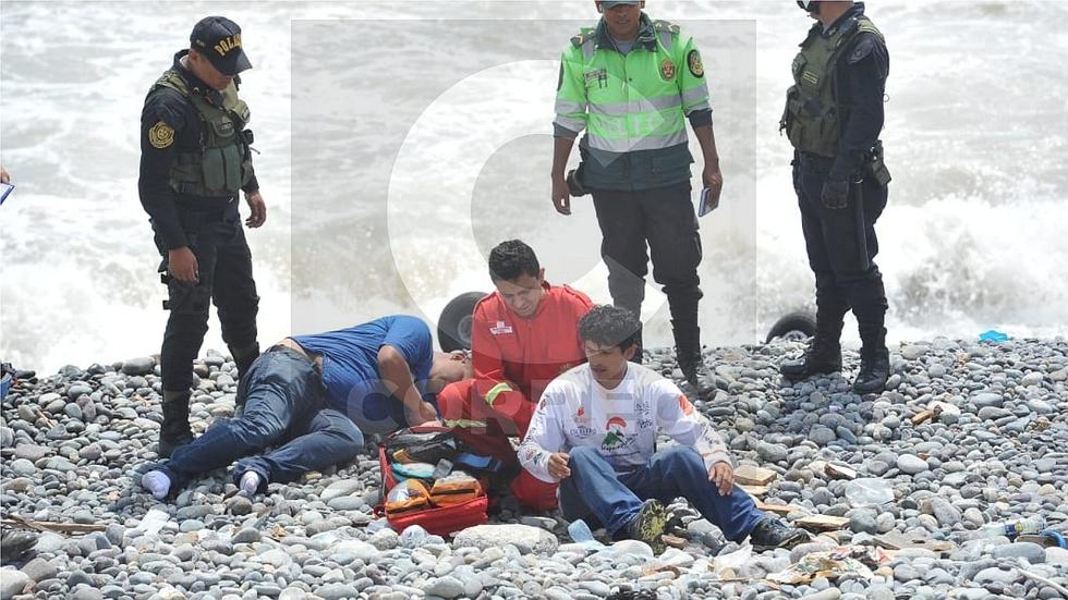 Así fue el rescate de las personas que cayeron a la playa Marbella tras volar en parapente (VIDEO)