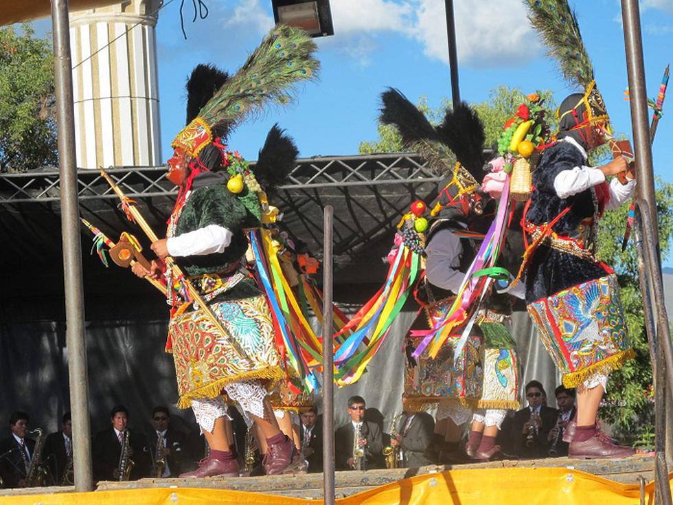 FOTOS: "Los Shapis", danza guerrera que encanta en Chupaca