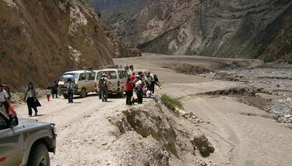 Intransitable siete kilómetros de carretera en Cholón