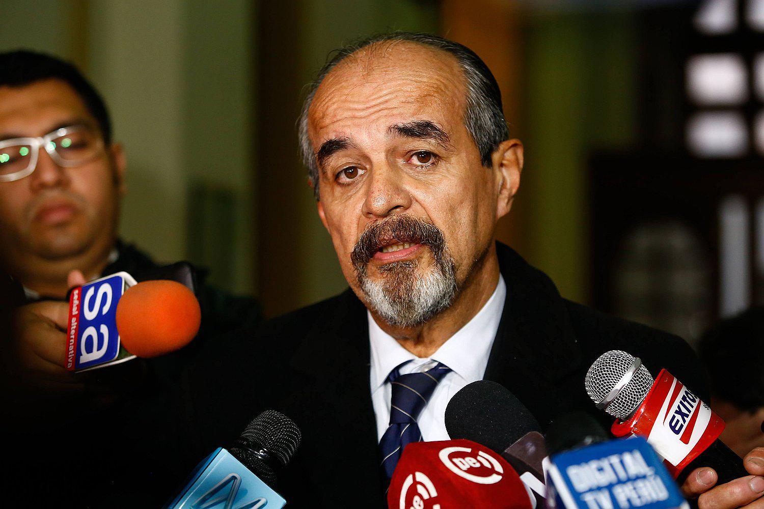 Mauricio Mulder: "¿Qué está haciendo el señor Vizcarra? ¡Nada!"