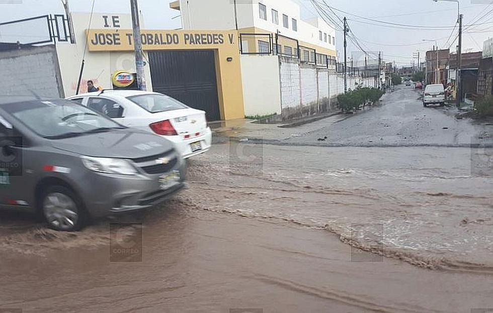 ​Fuerte lluvia deja sin energía eléctrica a algunos distritos de Arequipa (FOTOS)