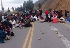 Huancavelica: Estudiantes de la Universidad Nacional Autónoma bloquean vía en Tayacaja