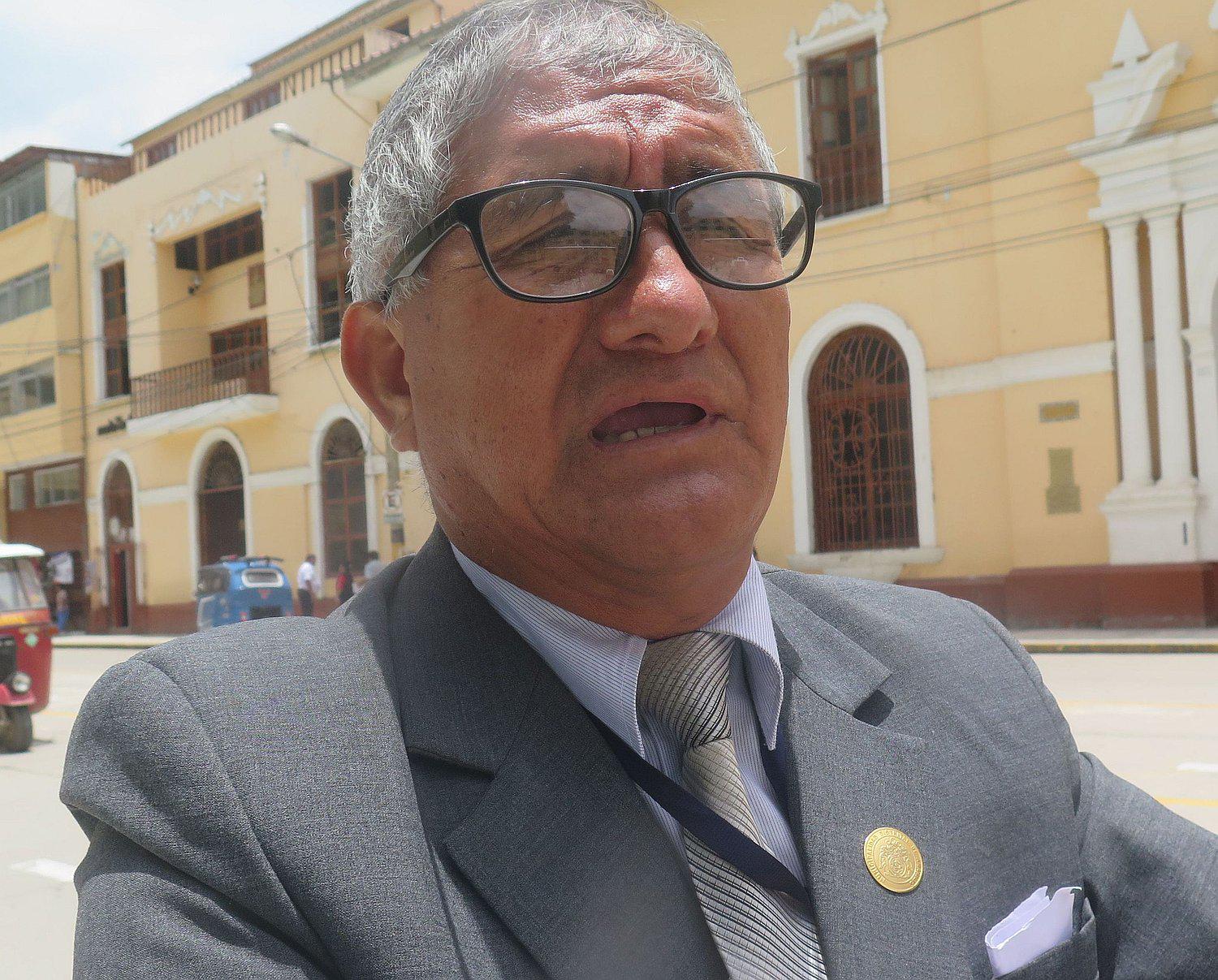 ​Regidor recibe dieta y pago como trabajador municipal de Amarilis