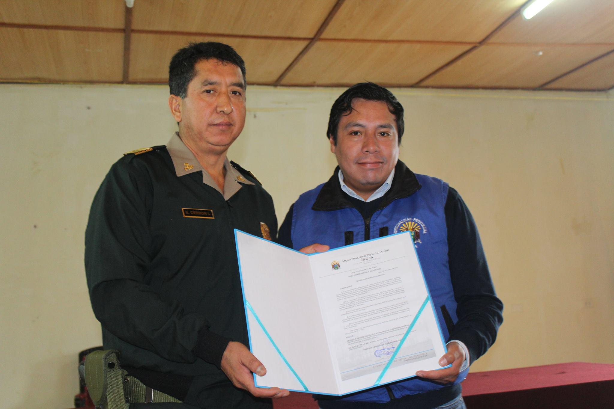 Comandante PNP Edson Hernán encabeza comisaría de Jauja 