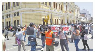 Chiclayanos protestan contra Marcos Gasco