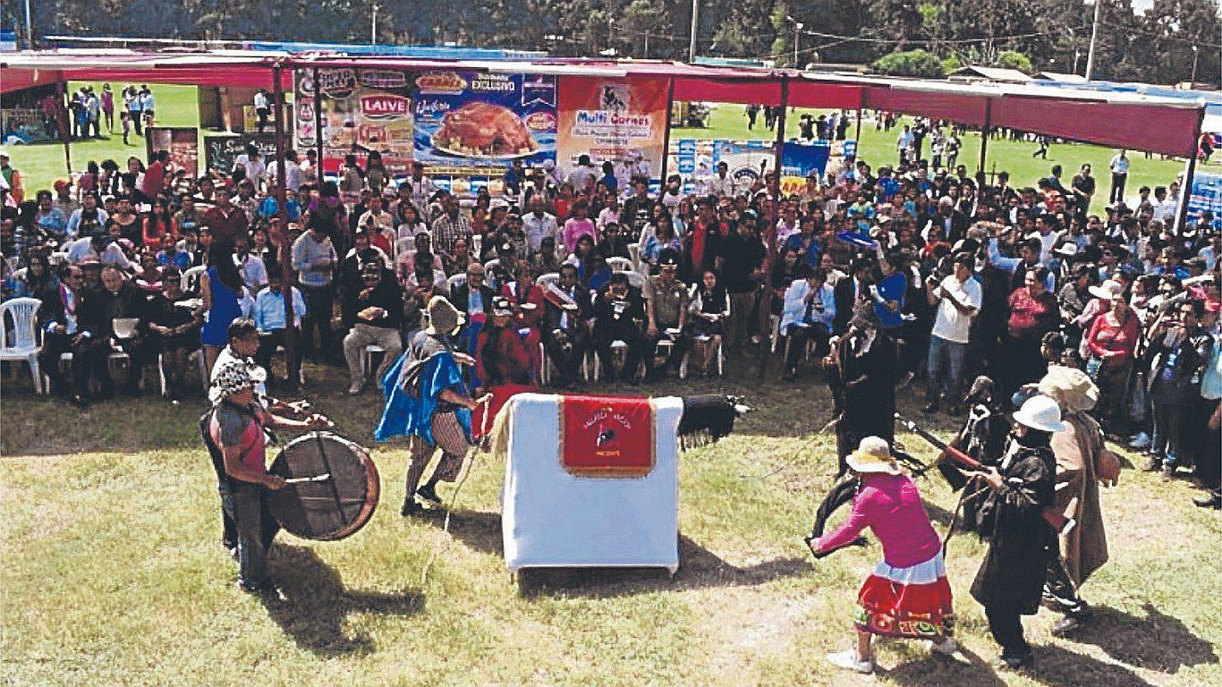 Inauguran Feria de Integración por San Pedrito 