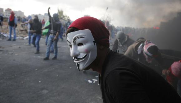 Anonymous bloquea Twitter a 100 mil yihadistas y borra 6000 videos