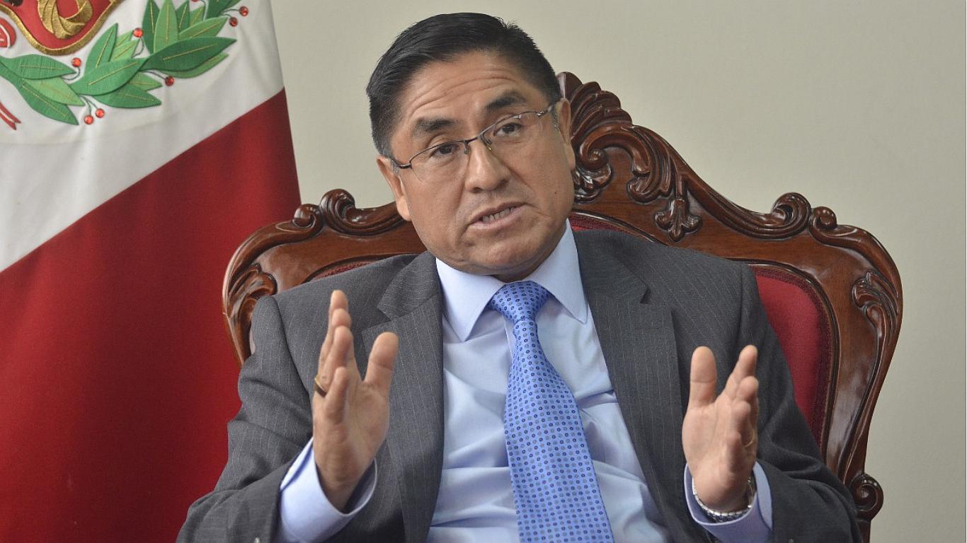 Sale a la luz resolución del juez Hinostroza que absolvió a violador de una niña 