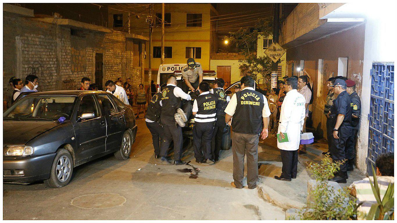 Condecorarán a policía que mató a tres delincuentes en asalto en Comas 