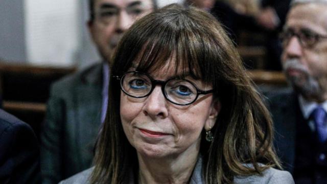 Aunque Sakelaropulu no ha militado en ningún partido político, es conocida su tendencia progresista y, además, se convirtió en la primera mujer en presidir el Tribunal Supremo Administrativo. (AFP)