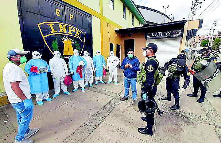 47 internos y 4 agentes más dan positivo para COVID-19