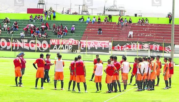 Universitario será rival de FBC Melgar en partido amistoso
