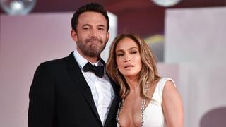 Jennifer Lopez y su fabuloso look con el que se robó miradas en el Festival de Cine de Venecia