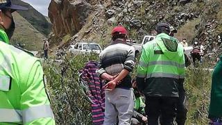 Familia que viajaba en vehículo cae a un abismo en Huánuco y deja un fallecido