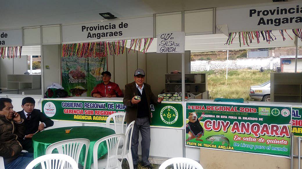 Cuy enlatado y hierbas aromáticas se robaron el show en feria de Callqui
