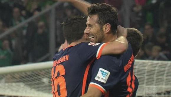 Claudio Pizarro: Werder Bremen venció al Augsburgo con gol del 'Bombardero' (VIDEO)