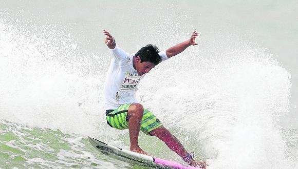 Huanchaquero Juninho Urcia subcampeón de surf