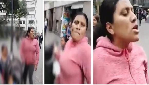 Cercado de Lima: Mujer es acusada de golpear a su hija por no vender caramelos (VIDEO)