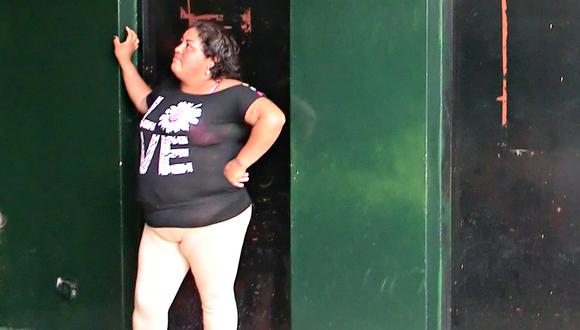 Trujillo: Intervienen a mujer por robar un celular y mil 500 soles 
