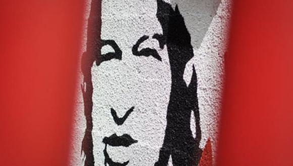 Chávez en coma inducido según diario español