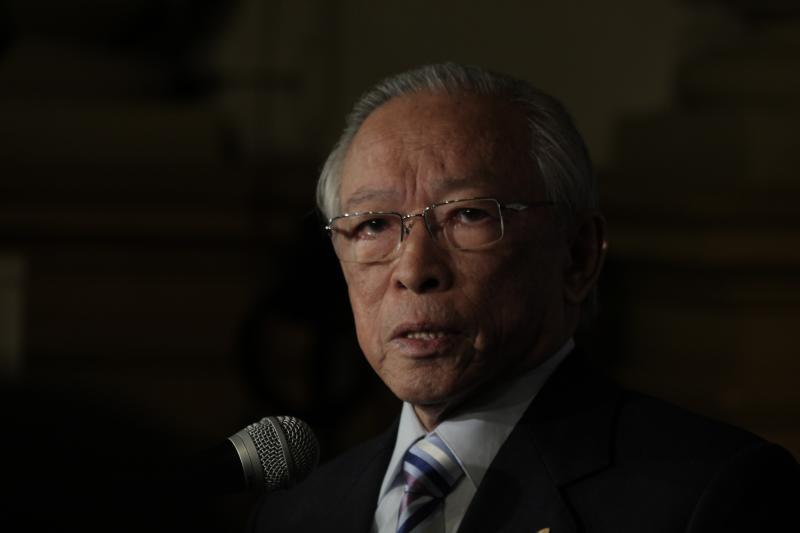 Humberto Lay asume de nuevo como presidente de la comisión de Ética