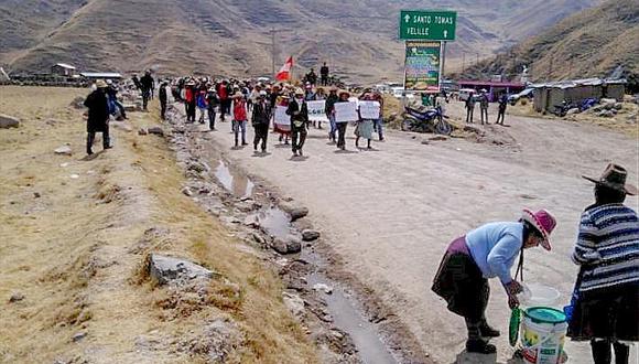 Tensión continúa en Cusco por Las Bambas (FOTOS)