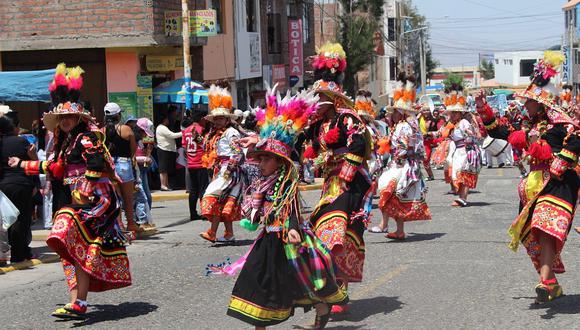 Con danzas despiden el carnaval en Cayma