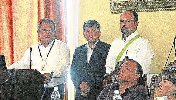 Gerente no responde por deuda; mientras, alcalde se va 