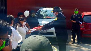 Rinden homenaje póstumo a policía que falleció por COVID-19 en La Victoria (VIDEO)