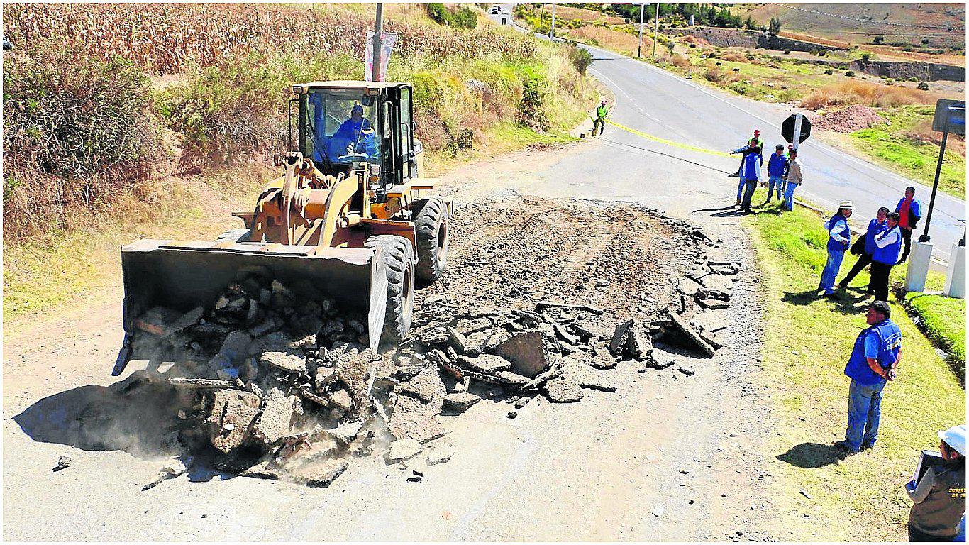 Gobierno regional pavimenta vía que conecta a Jauja con Selva Central