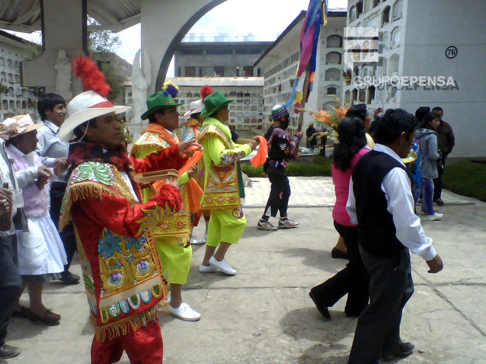 Andabambinos bailan Negrería en honor al Niño Jesús