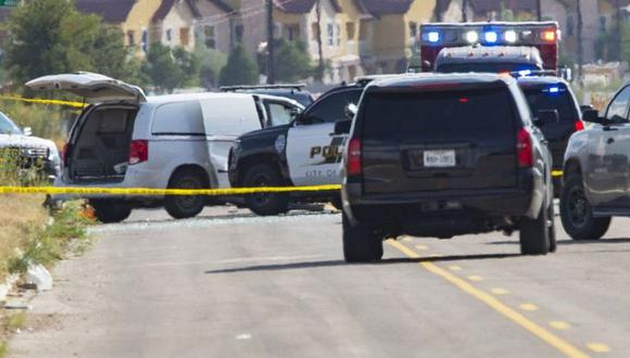 Imagen referencial de vehículos policiales y ambulancias en Estados Unidos. (Foto: AFP)