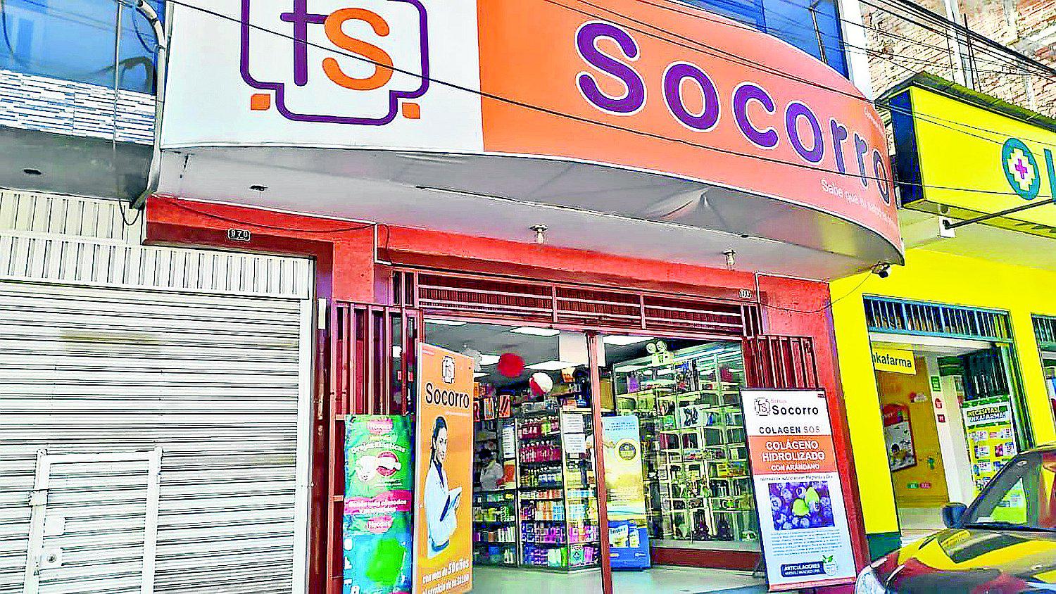 Mujer acude a botica para que le apliquen inyección y fallece camino a hospital