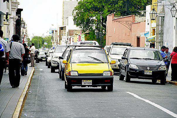 Trujillo: Más de mil taxistas reciben capacitación