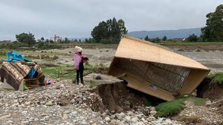 Chupaca: Canal de riego se desborda y arrasa casa prefabricada en el sector de Viso Bajo 