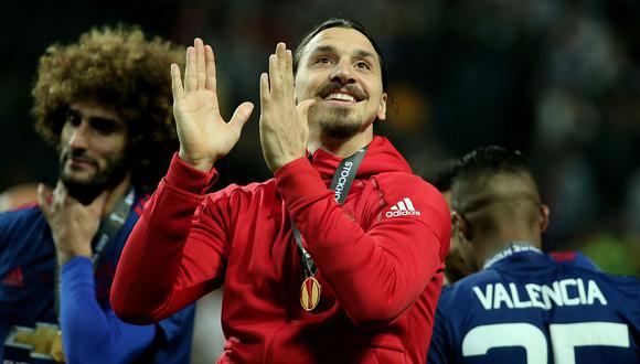 Zlatan Ibrahimovic continuará en Manchester United
